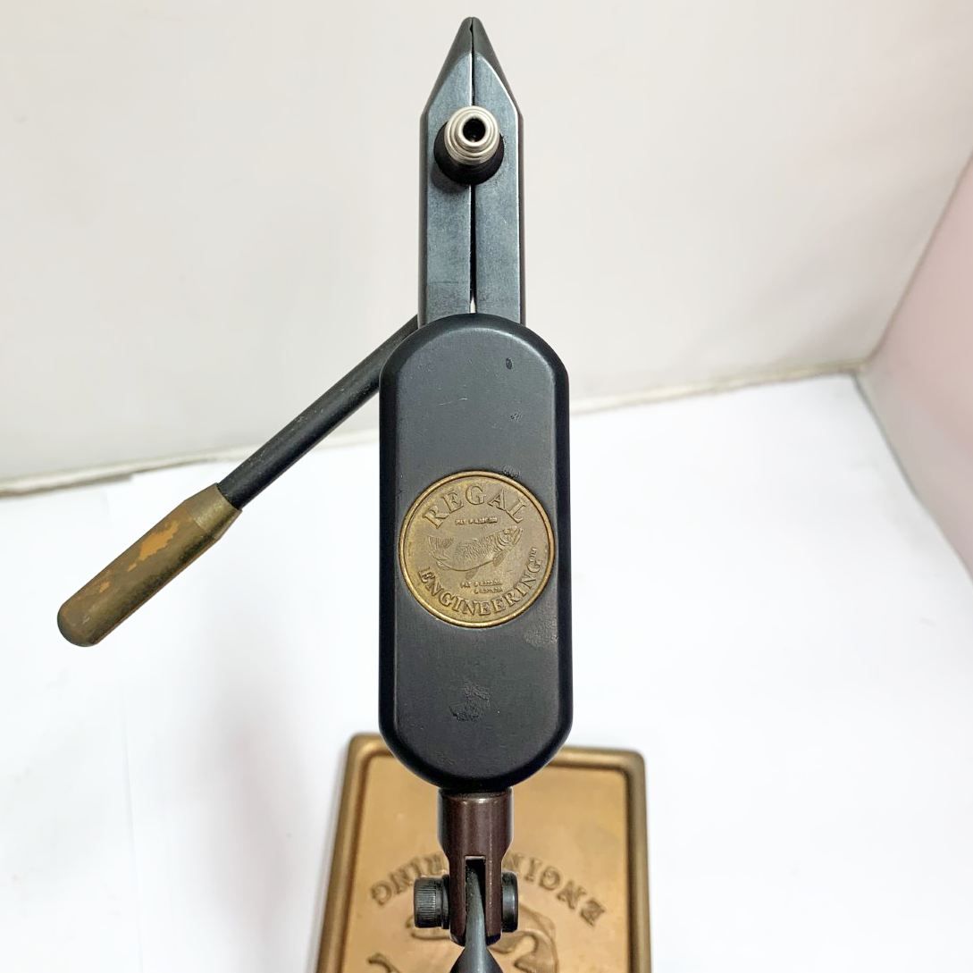 REGAL タイイングツール USA製 ΣΣREGAL リーガル タイイングツール フライタイイングバイス - メルカリ