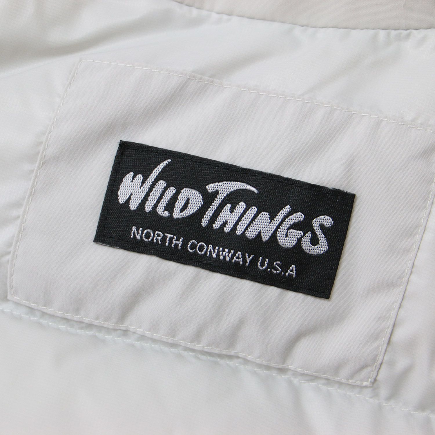 美品 Wild things ワイルド シングス バンヤードストーム 別注 ダウン