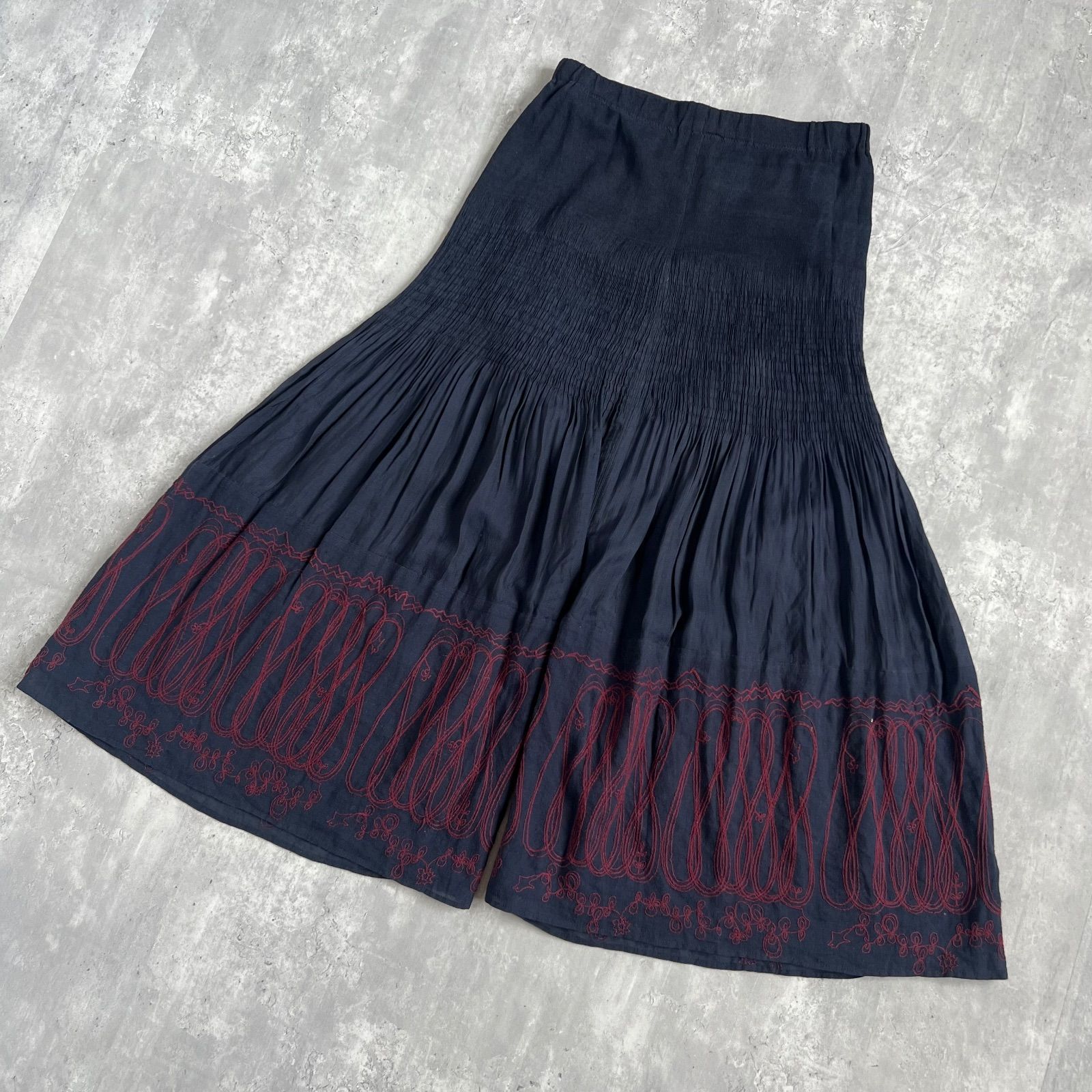 HaaT ISSEY MIYAKE ハートイッセイミヤケ シルク混 グラデーション シャーリングプリーツ スカートパンツ 裏地あり HA21FF577 2サイズ