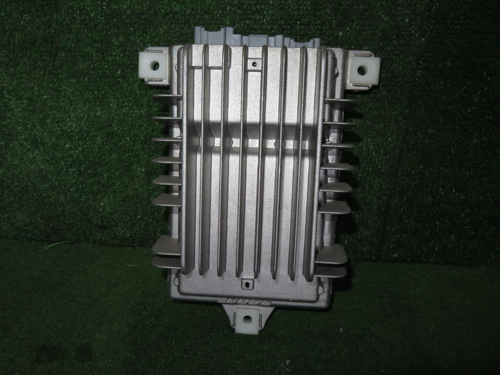 日本正規品 へリックス HELIX H400X 70W×4chパワーアンプ 日本