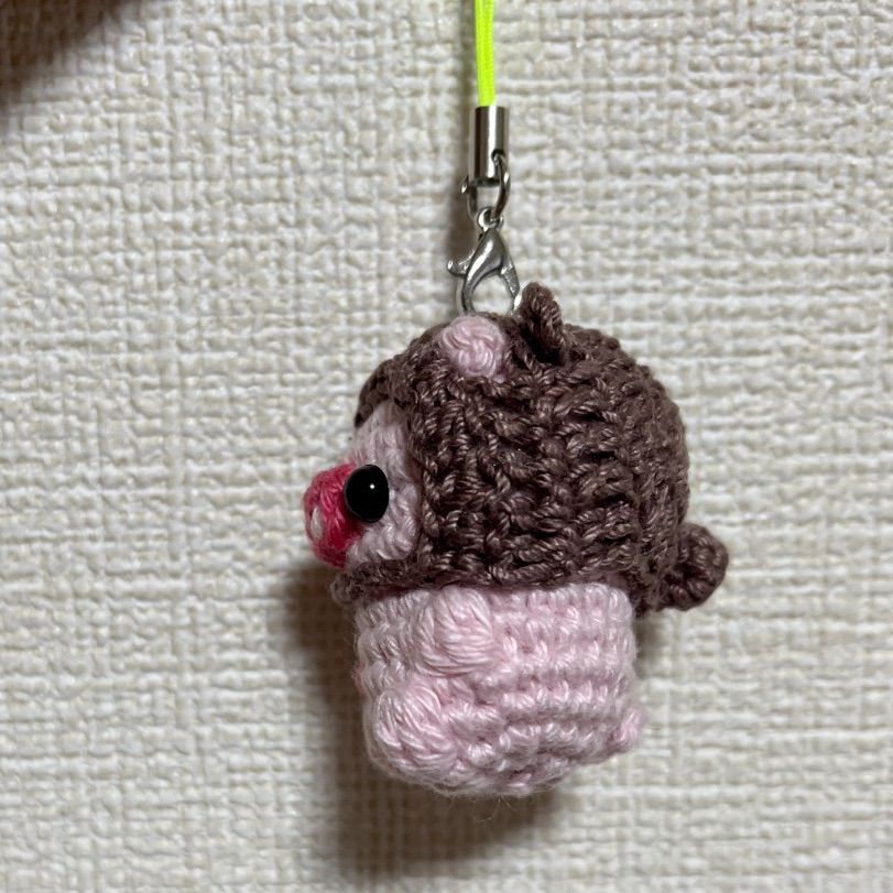 あみぐるみ ブタちゃん ハンドメイド - メルカリ