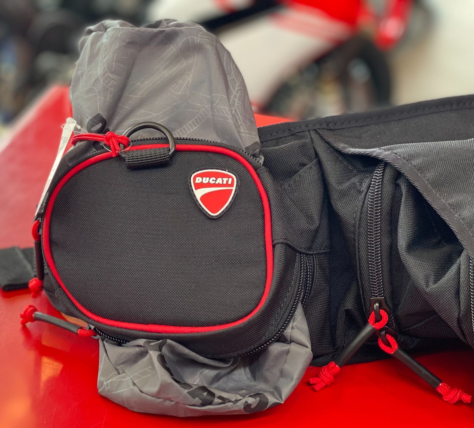  ウェストポーチバッグ ドゥカティ その他 バイクウェア 装備