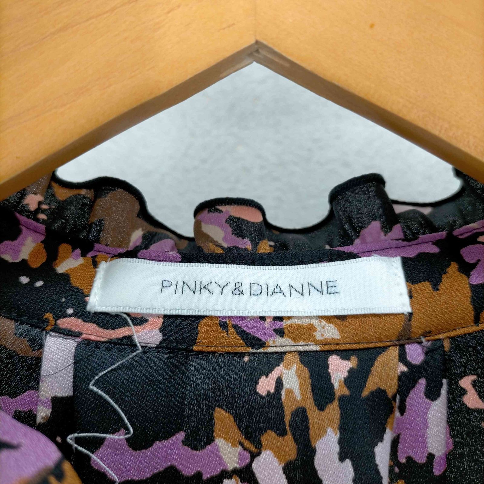 ピンキーアンドダイアン Pinky&Dianne アートフラワープリントブラウス 