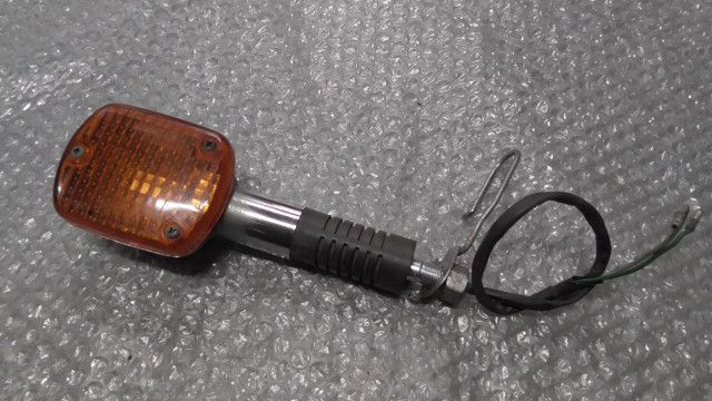 マグナ750　教習車　RC42 の　フロントウインカー　右:#1741330837
