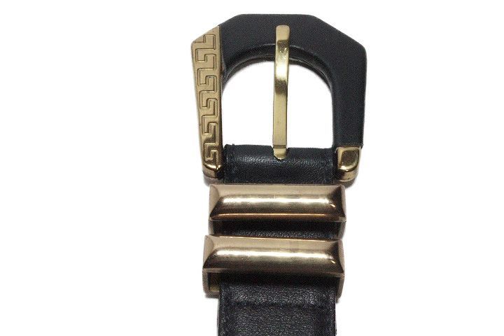 GIANNI VERSACEジャンニ ヴェルサーチ メデューサ スタッズ ベルト