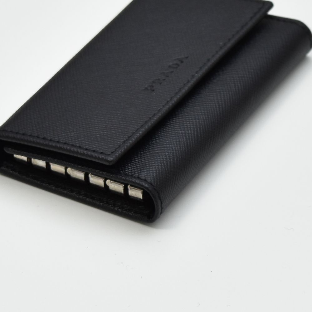 PRADA キーケース メンズ サフィアーノ M25U 6連 プラダ 65016 WWW_OLIVIERBERNSTEIN_COM