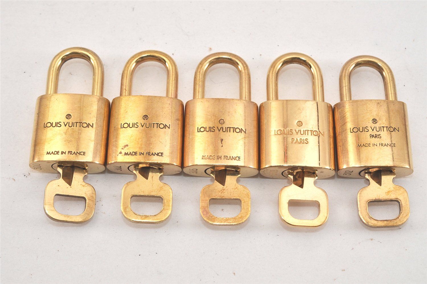 LOUIS VUITTON ルイヴィトン パドロック 鍵 カデナ 5個セット 南京錠 Louis Vuitton カデナ\u0026キー 10個セット 南京錠 ヴィトン ルイヴィトン