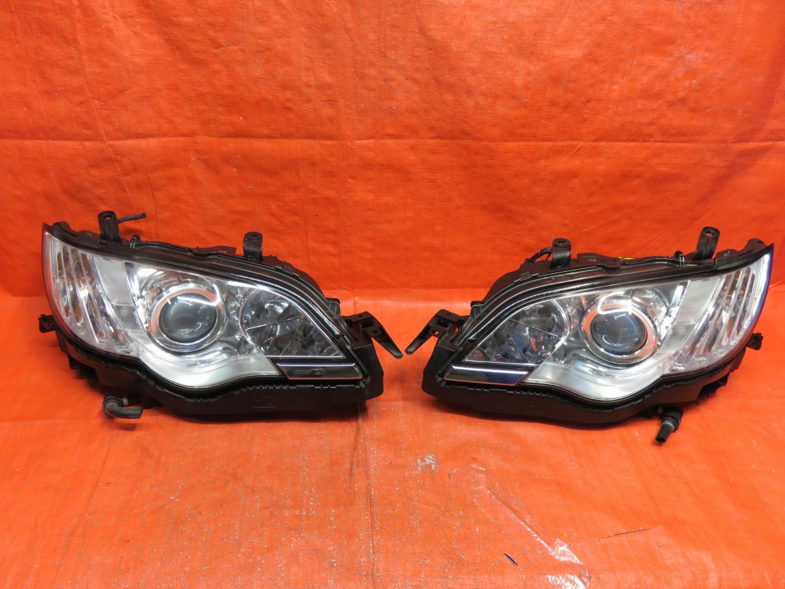 LA3915* 点灯OK スバル レガシィ BL5 BP5 後期 ヘッドライト|HID ヘッドランプ 左右セット|純正 KOITO 100-20953| 刻印4M