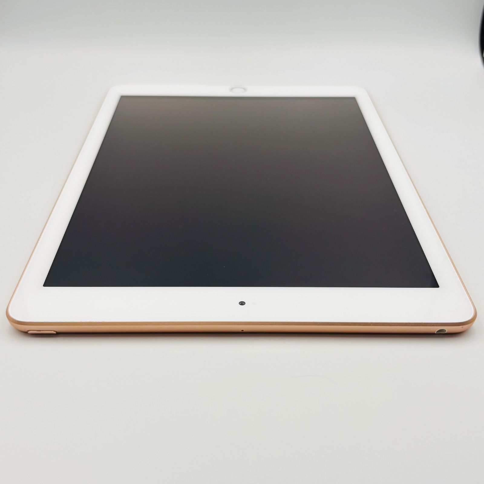 美品！Apple iPad 本体 32GBホワイト第6世代 Amazon.co.jp: 【整備済み品】 Apple iPad (第6世代) Wi-Fi +