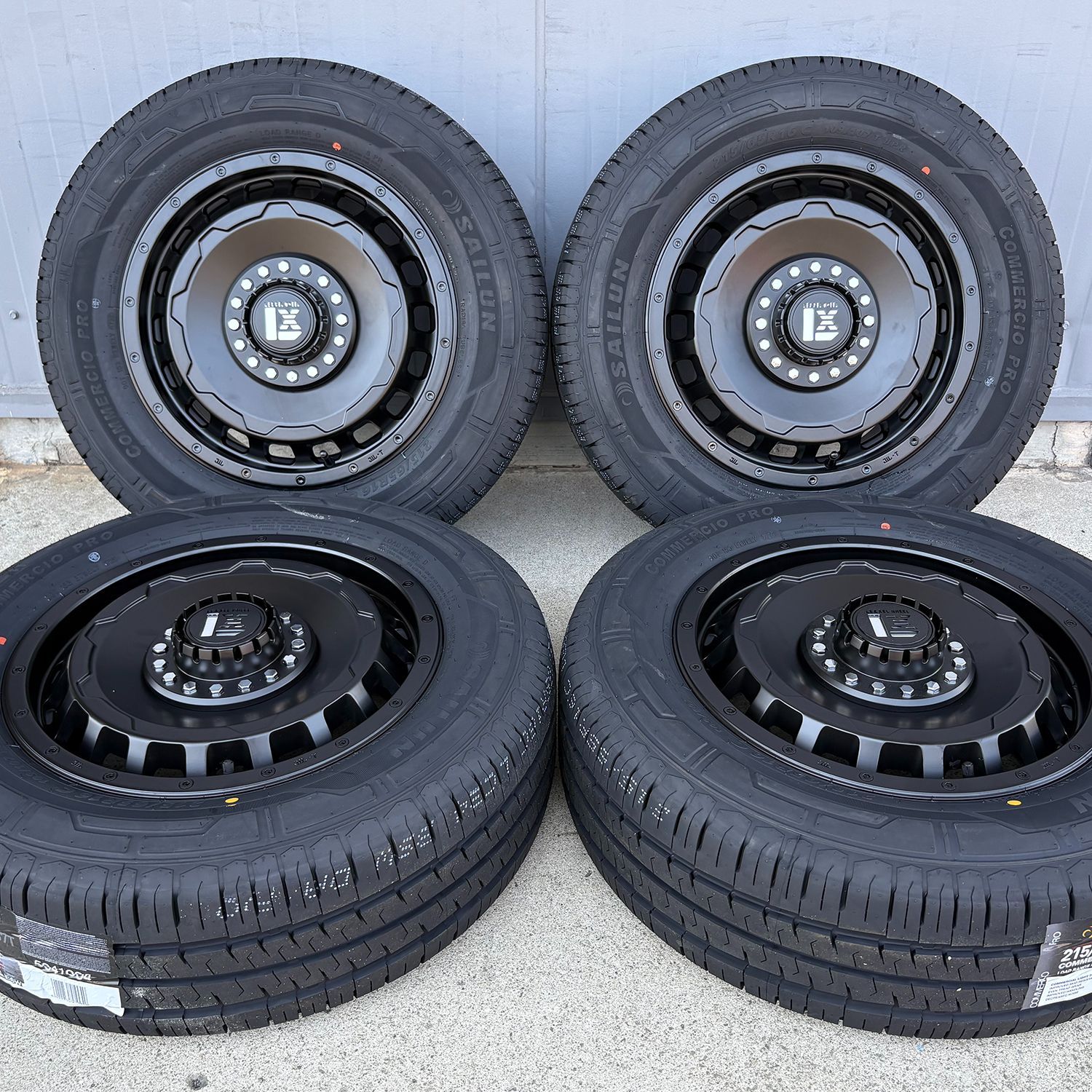 製 車検対応 訳有 キャラバン SwaGGer 16インチ SAILUN コメルチオ PRO 215|65R16 109|107 1台分 タイヤホイ－ル