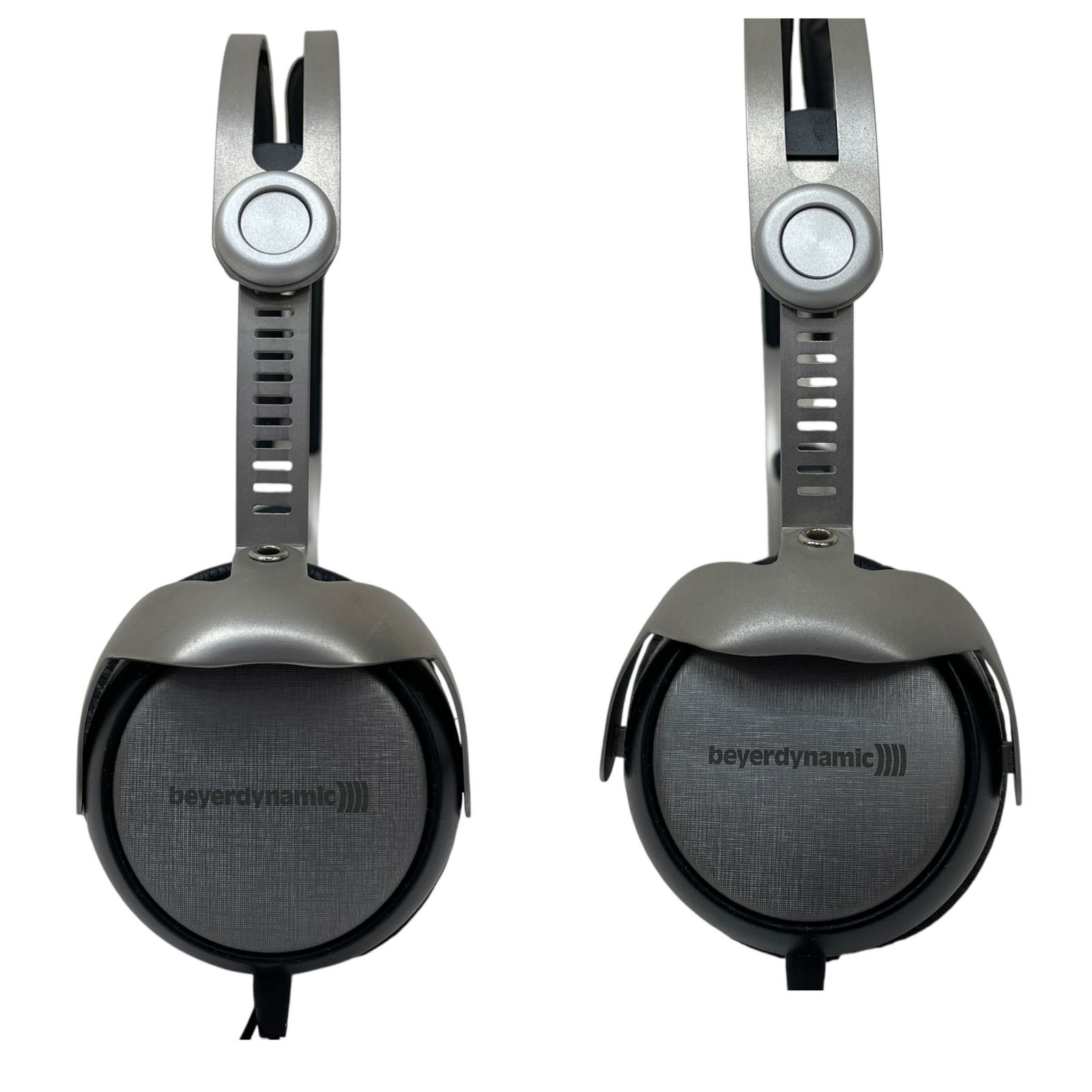 【美品】beyerdynamic t50p ポータブルヘッドホン ビヒン】ベイヤーダイナミック トン50p ポータブルヘッドホン