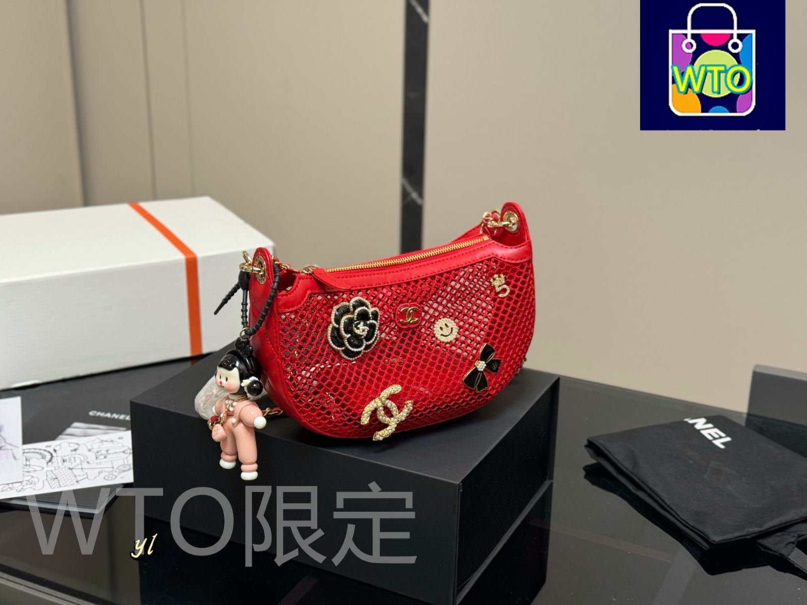 国内発送 すぐ届く 25P ウェストバッグ【CHANEL】 今日特価】Chanel シャネル 25Pボックスバッグ チェーン取り外し