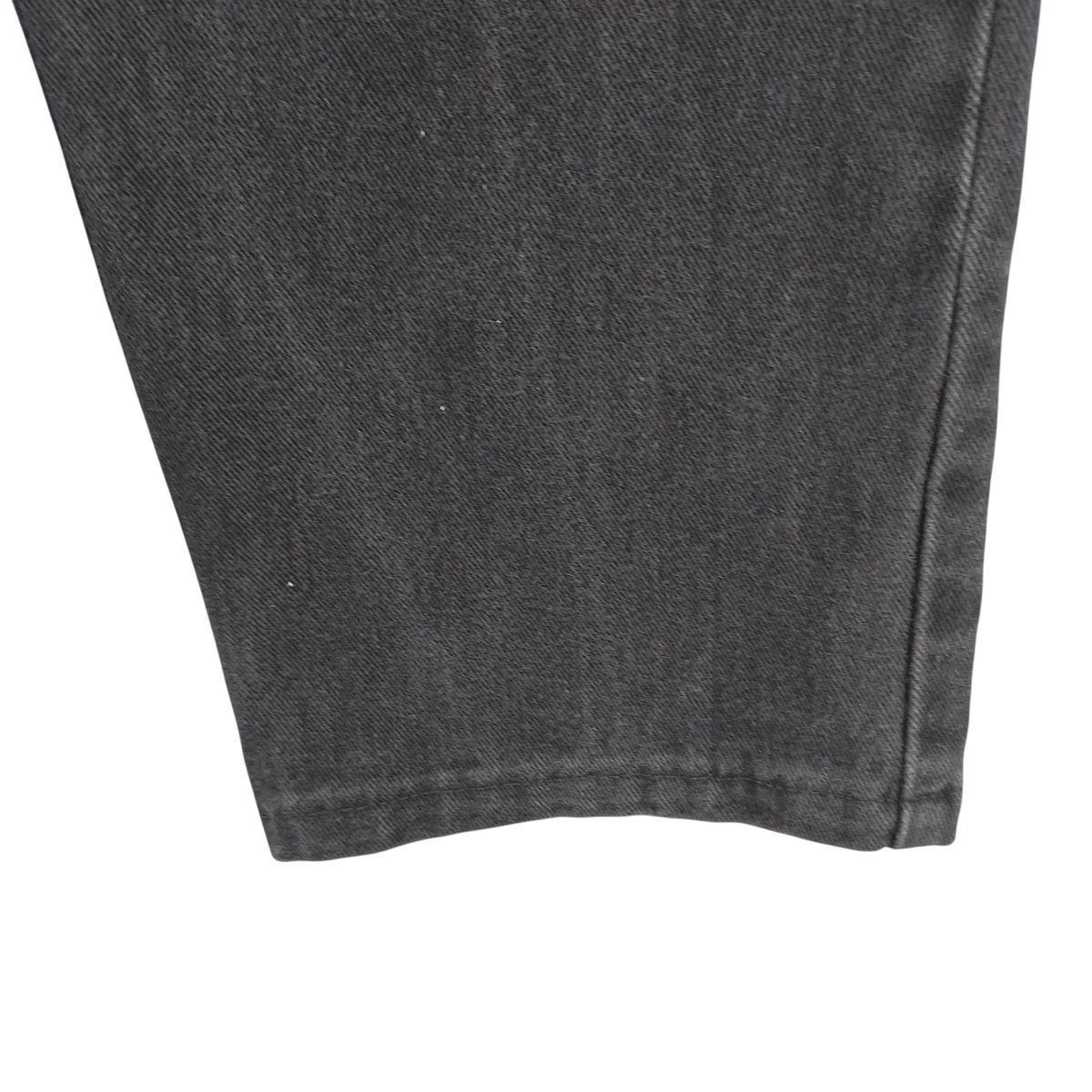 ブラックデニム ストレートデニムパンツ