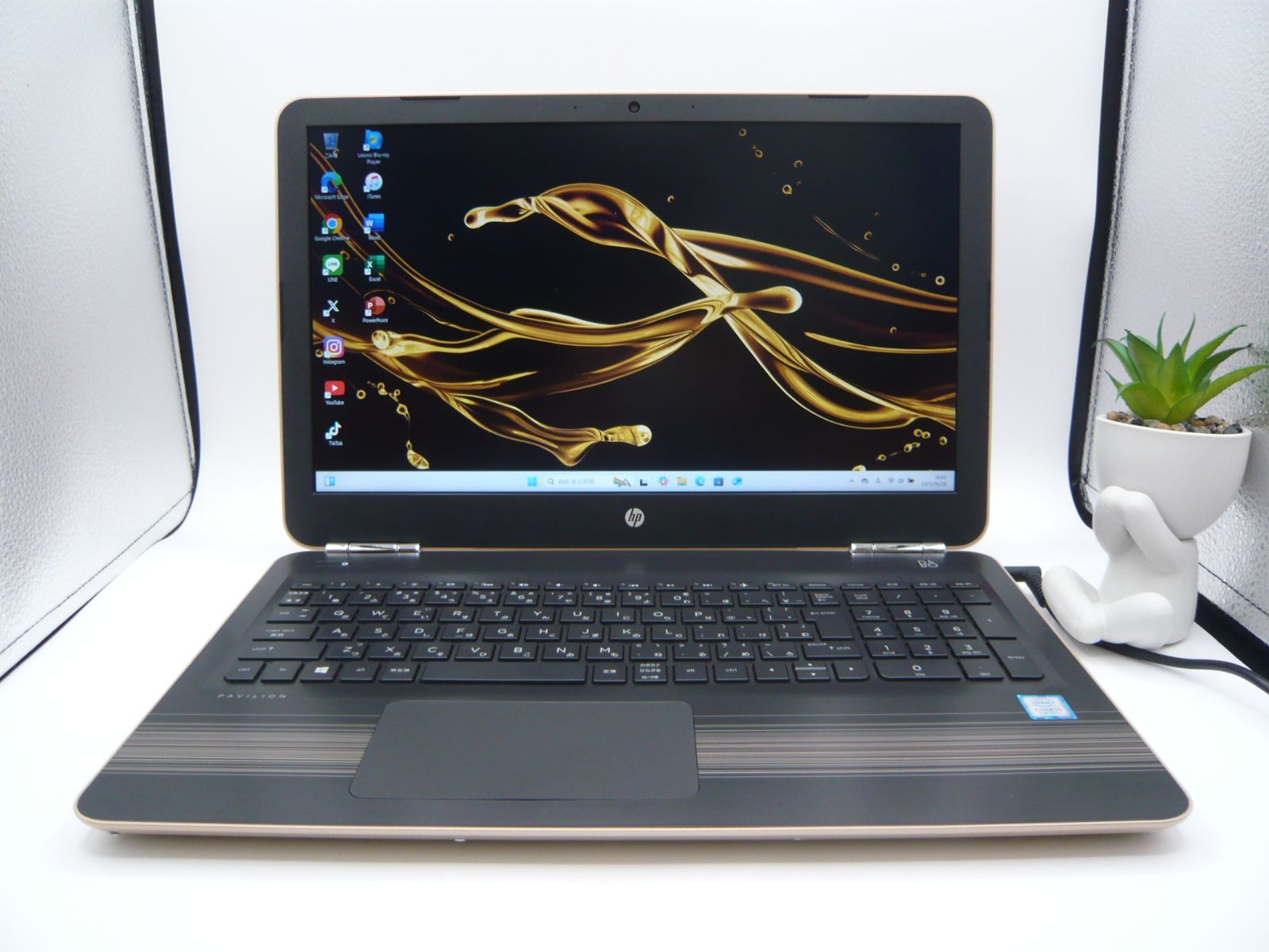 美品&希少カラー】HP・Pavilion モダンゴールド☆7世代i5 美品&希少カラー】HP・Pavilion モダンゴールド☆7世代i5