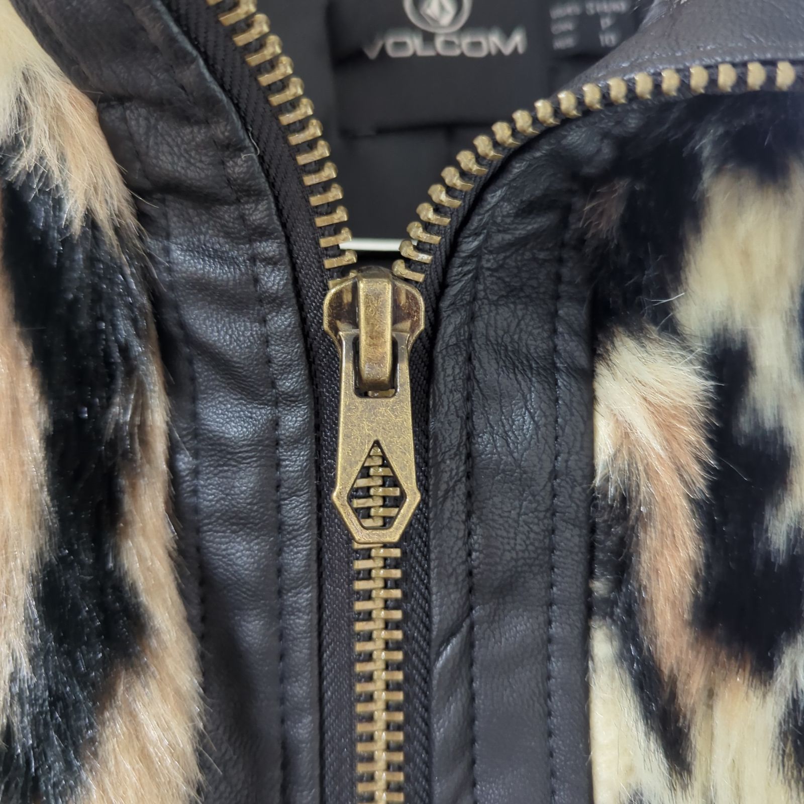 Sサイズ】【中古】VOLCOM ボルコム エコファーコート ジャケット 