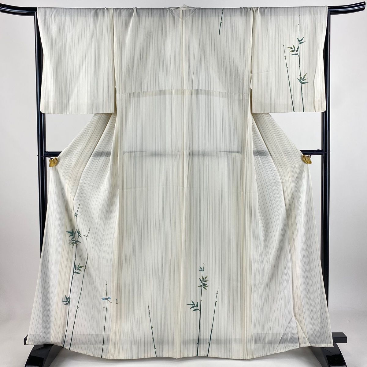 付下げ 身丈162.5cm 裄丈68cm L 薄物 絽 トンボ 葉柄 銀糸 クリーム 正絹 秀品