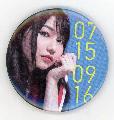 中古】バッジ・ピンズ(女性) 雨宮天(赤衣装/頬杖) 缶バッジ 「LAWSON