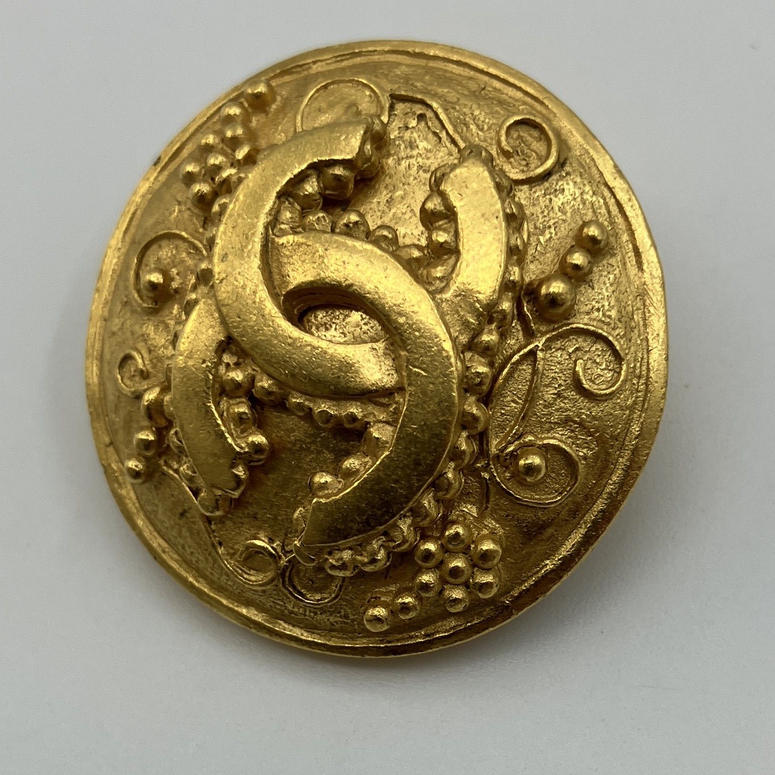 CHANEL シャネル 96A イヤリング 直径2.8cm 片耳 クリップ式