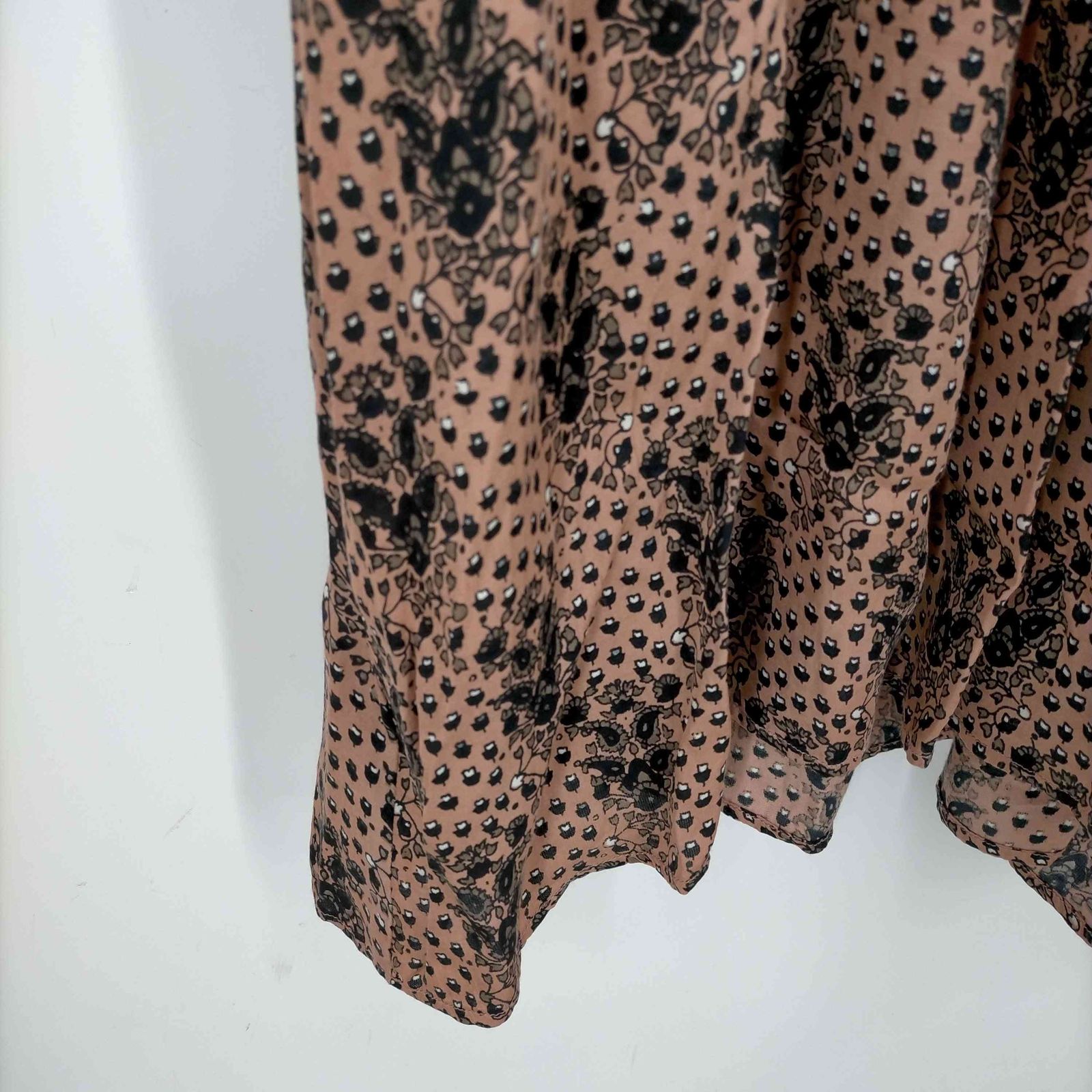 NE ファッション ヌキテパ モダールサテンエスニックプリントキルト