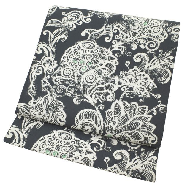 新古品 すごい値 袋帯 ♥ 正絹 京都 西陣 淡黒 モノトーン 唐草 更紗調 織り柄 上質 カジュアル 仕立て上がり 春 秋 冬 六通柄 お出かけ お食事 ショッピング リサイクル すごいね みやがわ neb01547