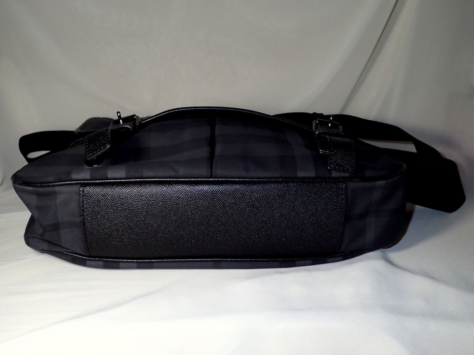 ⭐BURBERRY⭐ ブラック メッセンジャーバッグ⭐ 9388B174-E7C5-4ACF-9B4A-