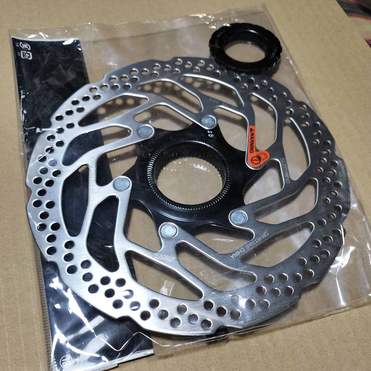 SM-RT30-S 160mm シマノディスクブレーキローター内外セレーション 