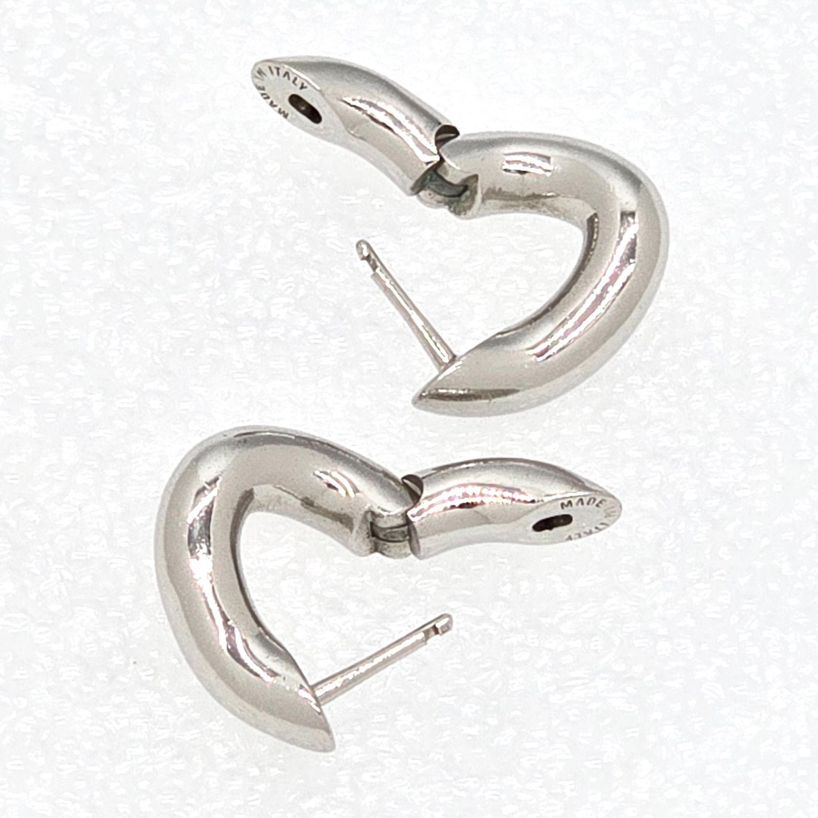XXS ピアス