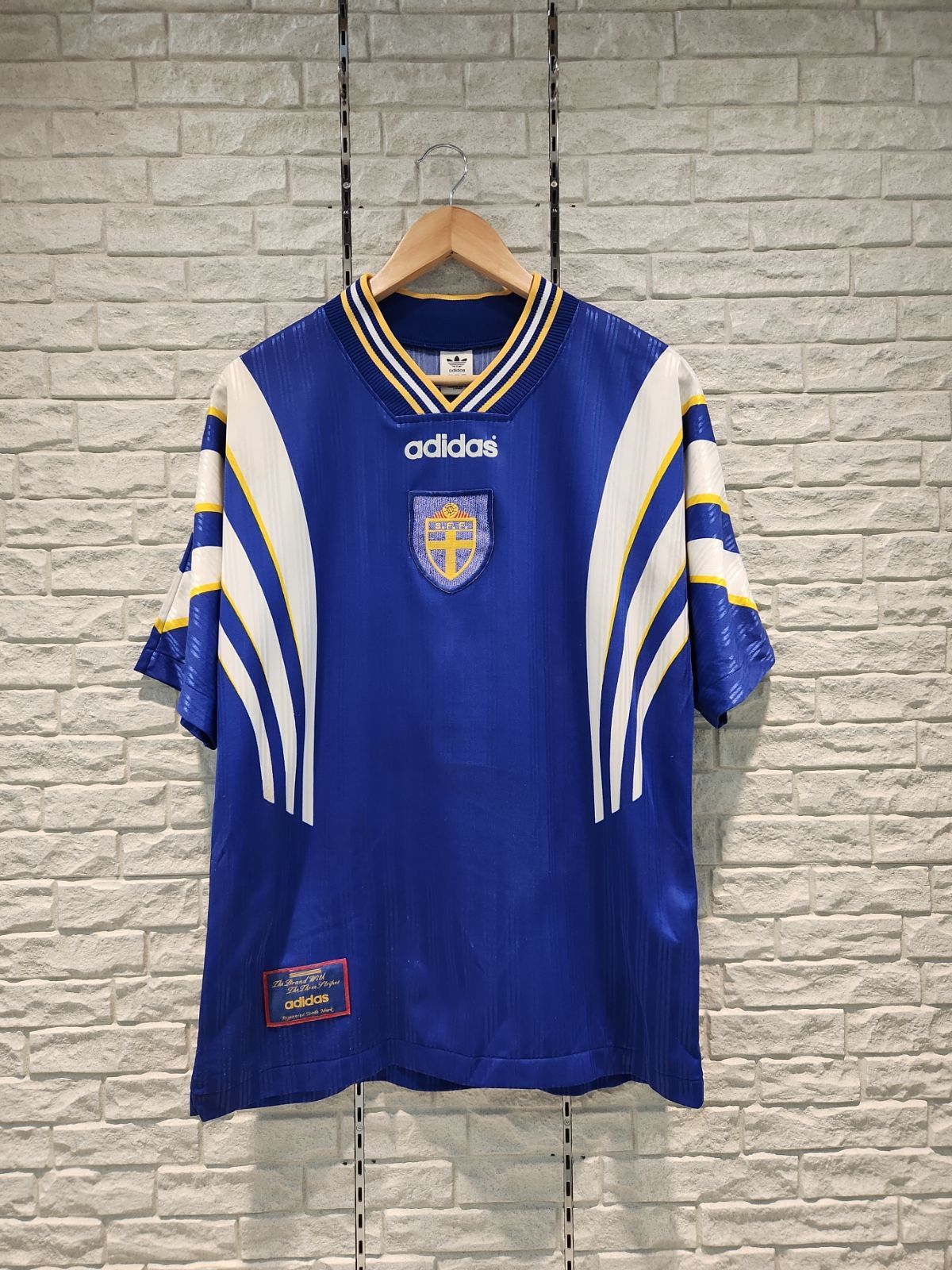 90s adidas サッカー スウェーデン代表 ユニフォーム サッカーシャツ adidas S.F.F. スウェーデン代表 サッカーユニフォーム サッカー