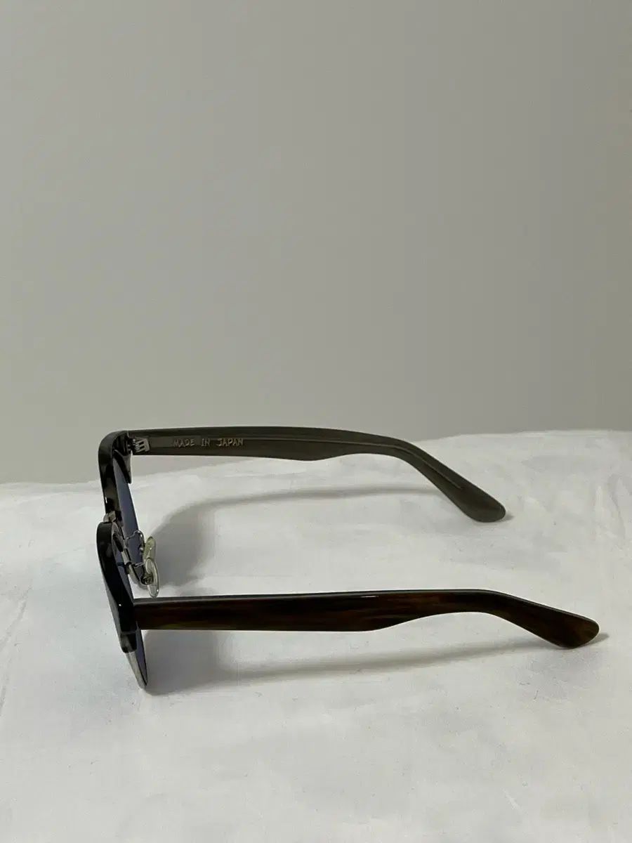 SON OF THE CHEESE サングラス SON OF THE CHEESE（サノバチーズ）の「SON OF THE CHEESE/LEANERS