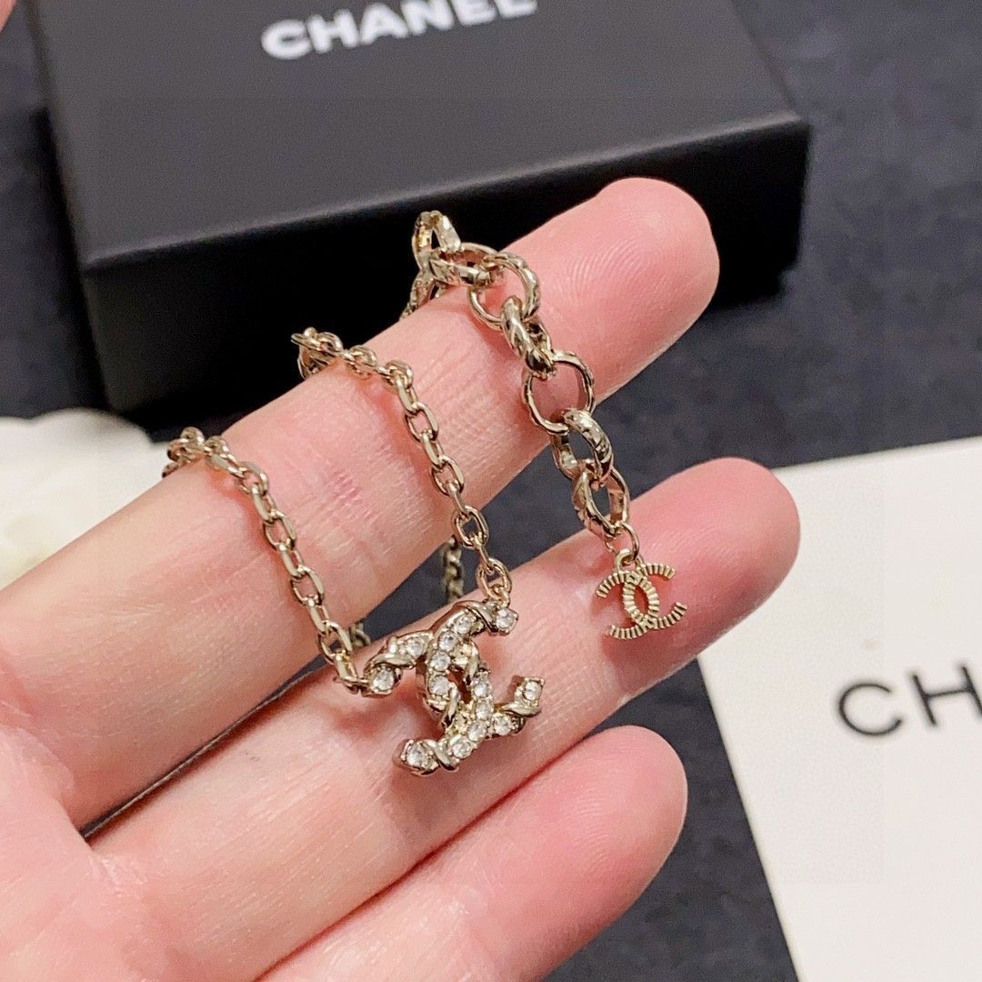 たむ❗️CHANEL 18K金ゴールド ダブルCロゴペンダント CHANEL - CHANEL ダブルCロゴ ゴールド ネックレスの通販 by n.k