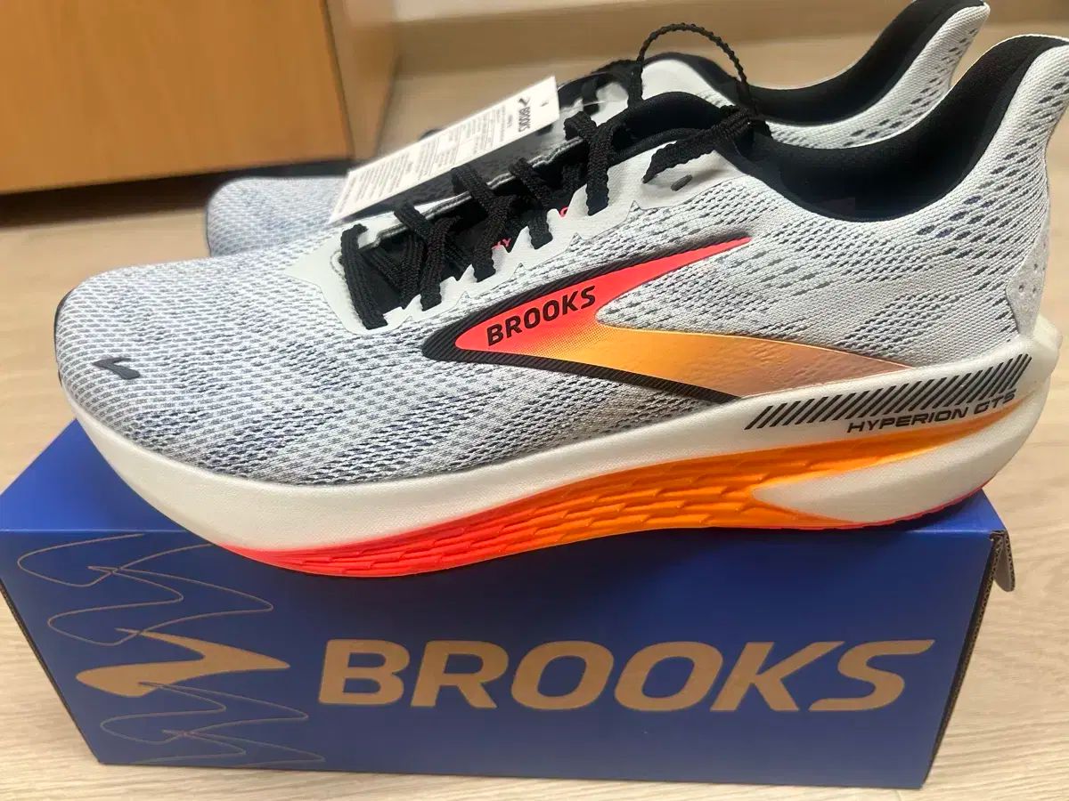 ブルックス Hyperion GTS2 ランニングシューズ 275mm 完全