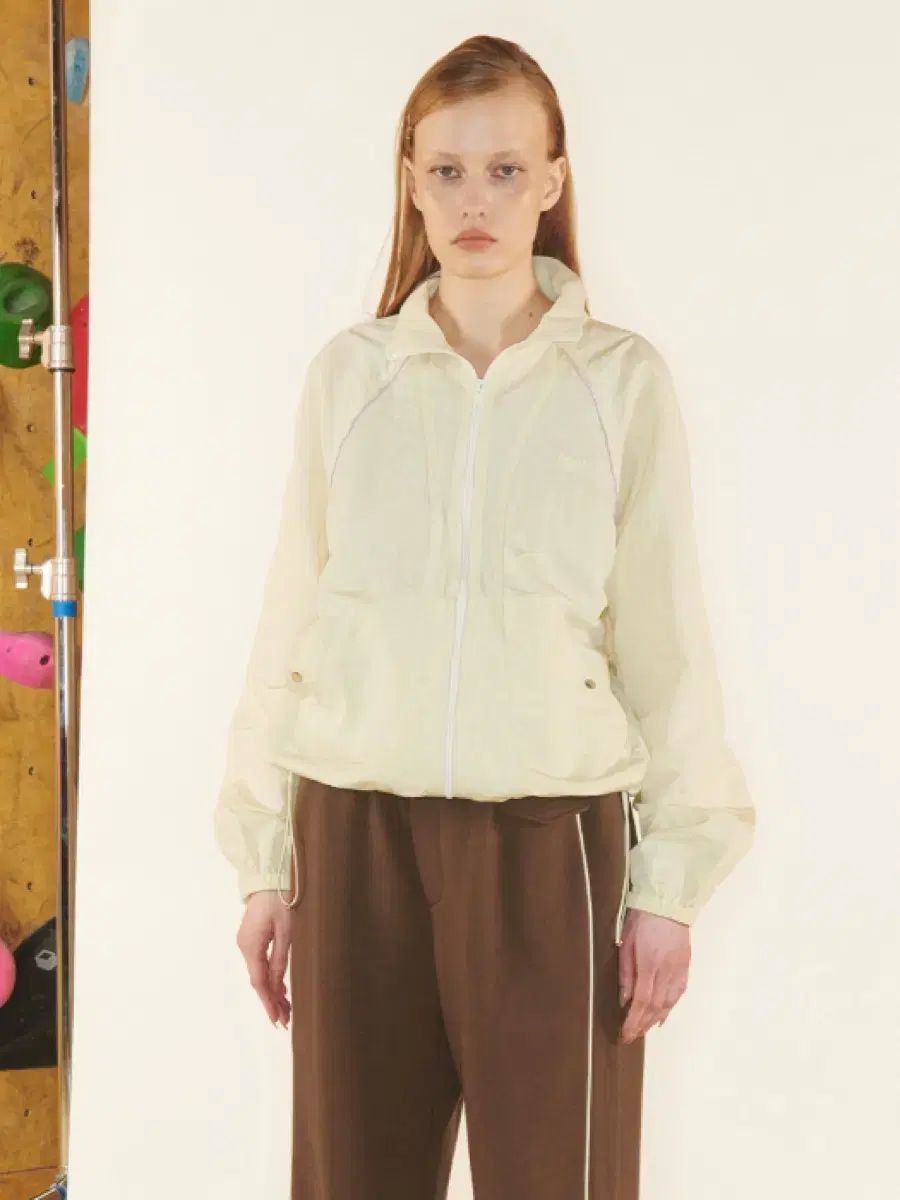 標準 ナイロン ウィンドブレーカー Nylon Windbreaker Jacket