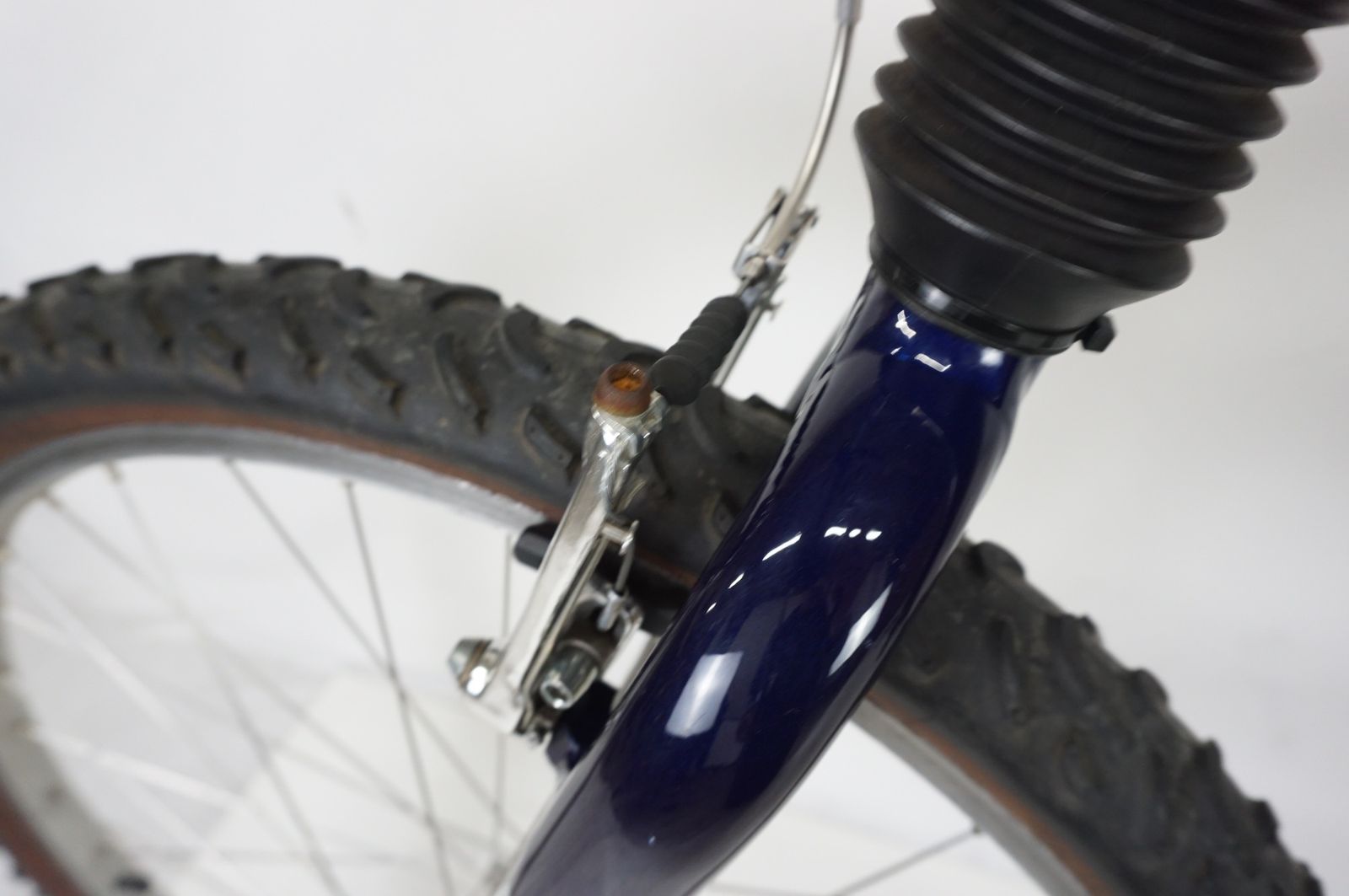 CANNONDALE 「キャノンデール」 SUPER V400 1998年 ABANDONED 1998 CANNONDALE SUPER-V 400 SL: FULL BIKE