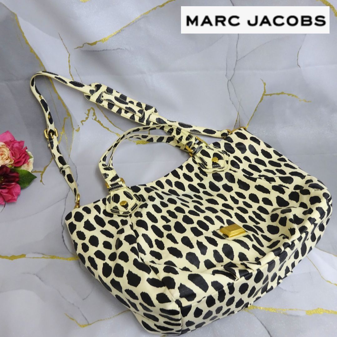 Marc Jacobs　マークジェイコブス　2WAY　ハンドバッグ　トートバッグ 　白×黒　ナイロン