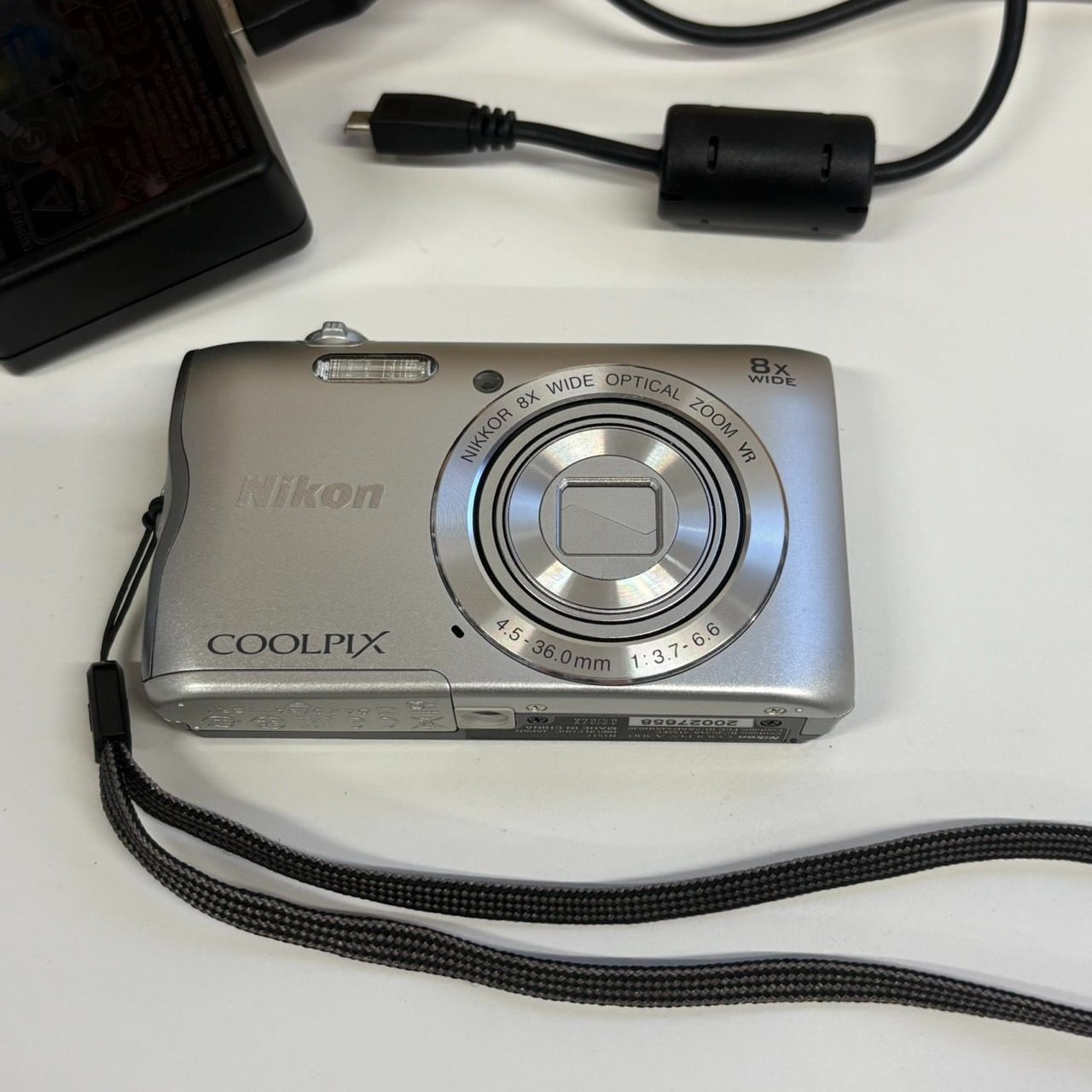 GI2【中古品】Nikon COOLPIX A300 カメラ 通電・動作確認済み GI2【中古品】Nikon COOLPIX A300 カメラ 通電・動作確認済み