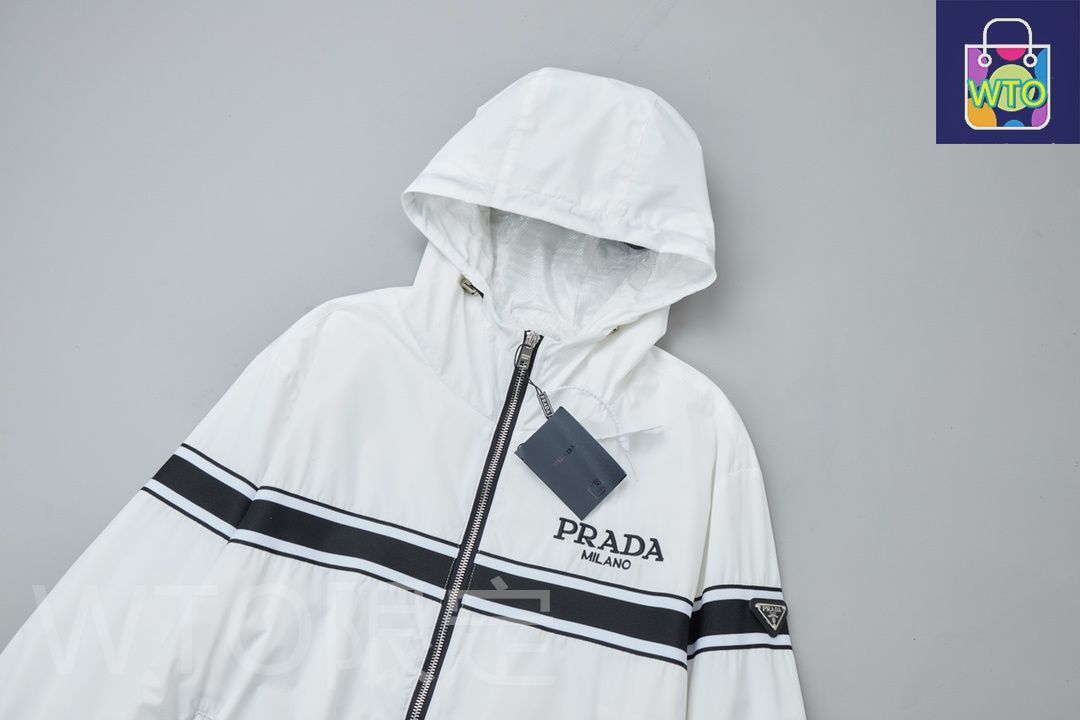 直営店●PRADA●リナイロンジャケット 大人気☆【PRADA】リナイロンジャケット