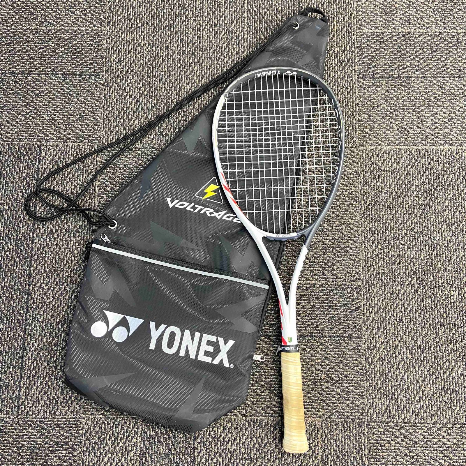 ヨネックス ボルトレイジ7vs ラケット カバー付き