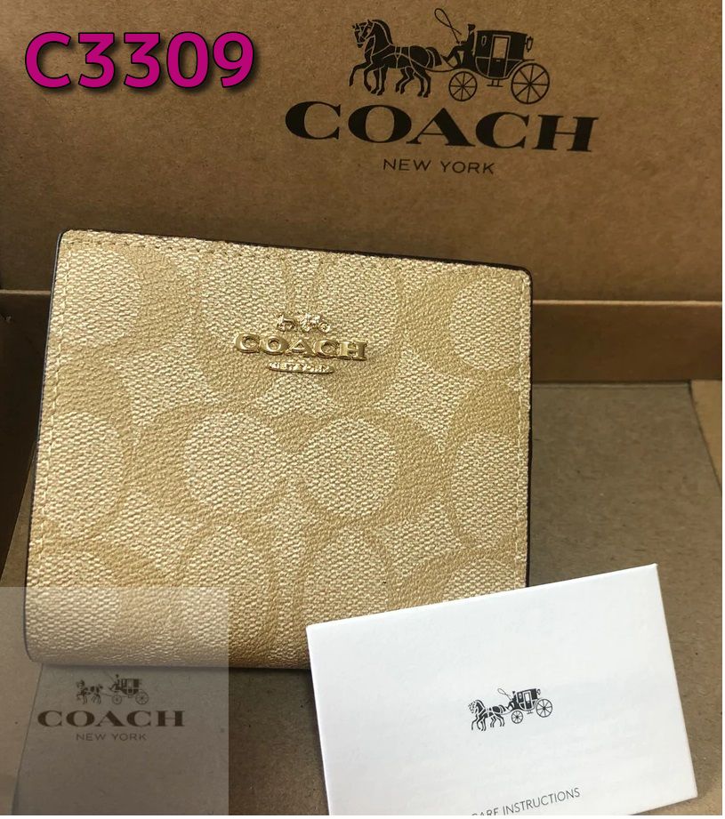 COACH 二つ折り財布 コンパクト ライトカーキ ピンク C3309 - メルカリ