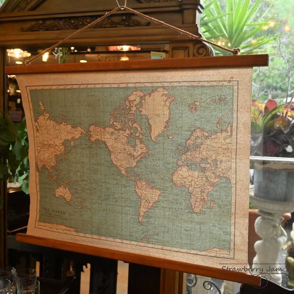 L3705-522 送料込 英国ヴィンテージ 世界地図 地図 インテリア 壁掛け タペストリー ワールドマップ イギリス