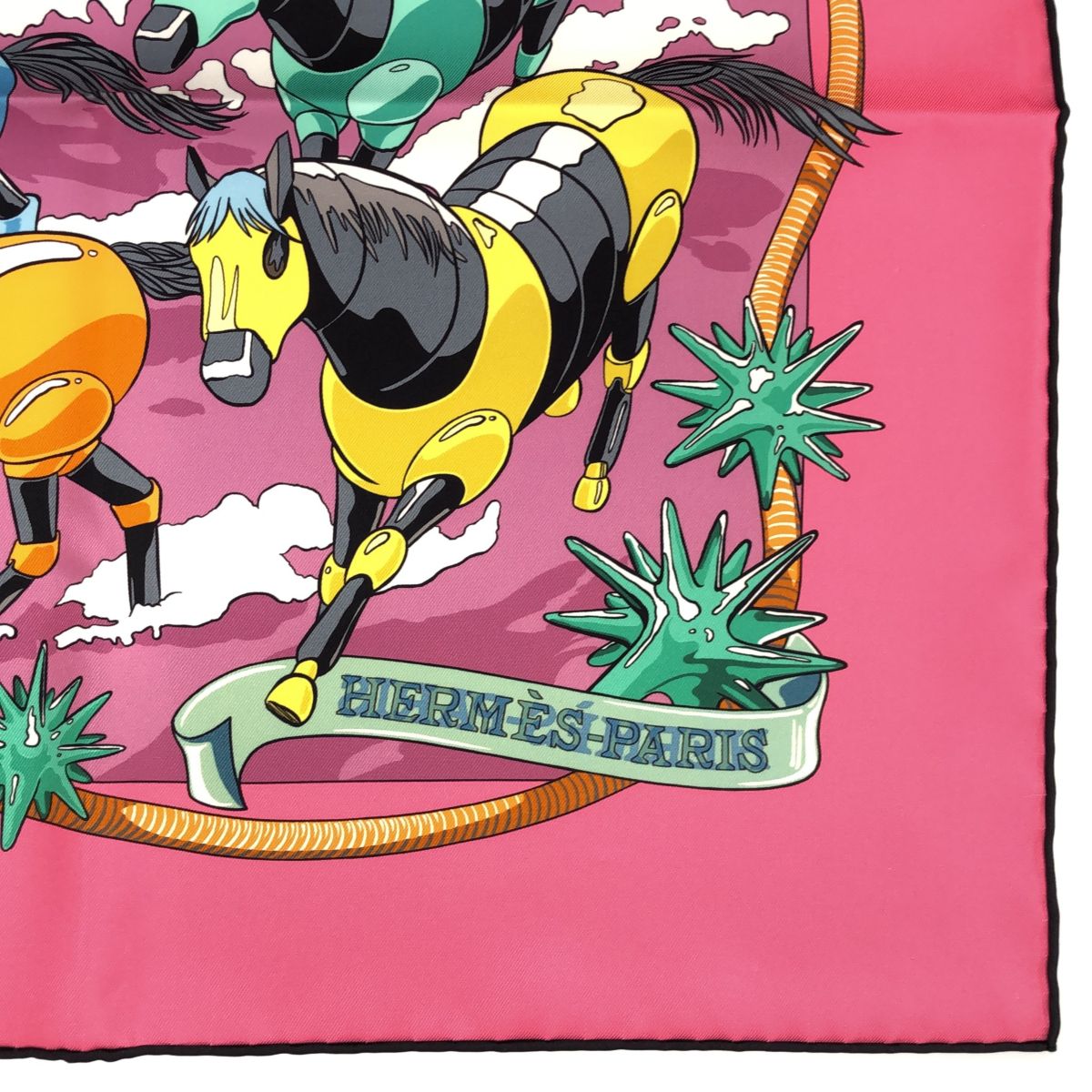 エルメス スカーフ カレ90 LES MUSTANGS 野生馬 シルク ホワイト