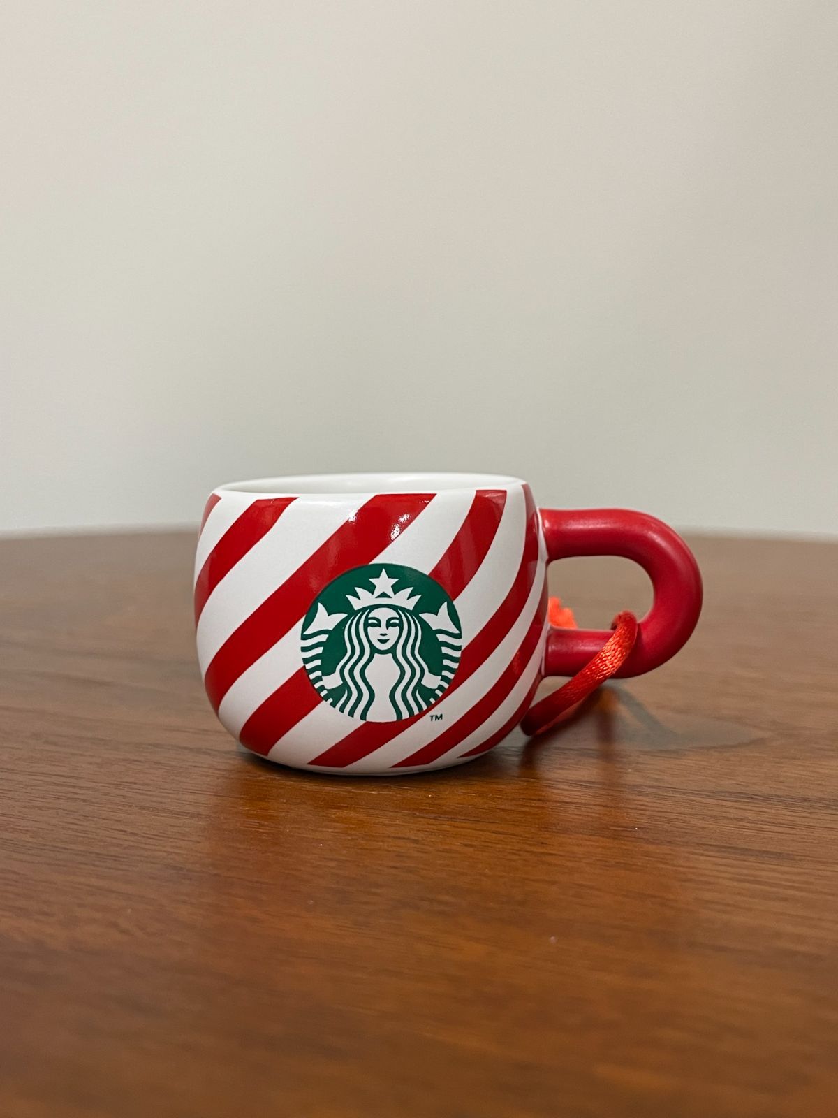 【新品未使用】STARBUCKS ホリデーオーナメント　キャンディーケーンマグ スターバックス 2020 ホリデーオーナメント マグキャンディー