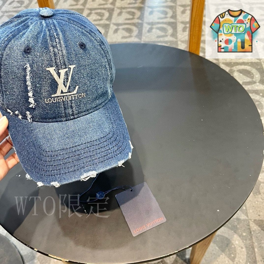 Louis Vuitton ロゴ柄 ベースボールキャップ グレー/ベージュ Louis Vuitton / LV（ルイ・ヴィトン）刺繍 ベースボール