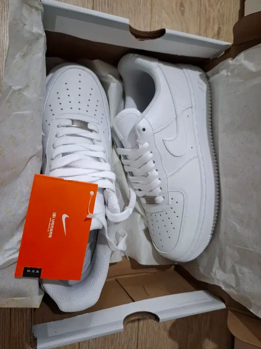 NIKE ナイキ