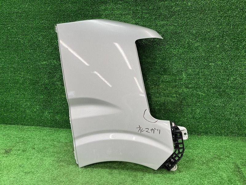 ミニキャブ DS17V 右フロントフェンダー G MQ508582 Z2S
