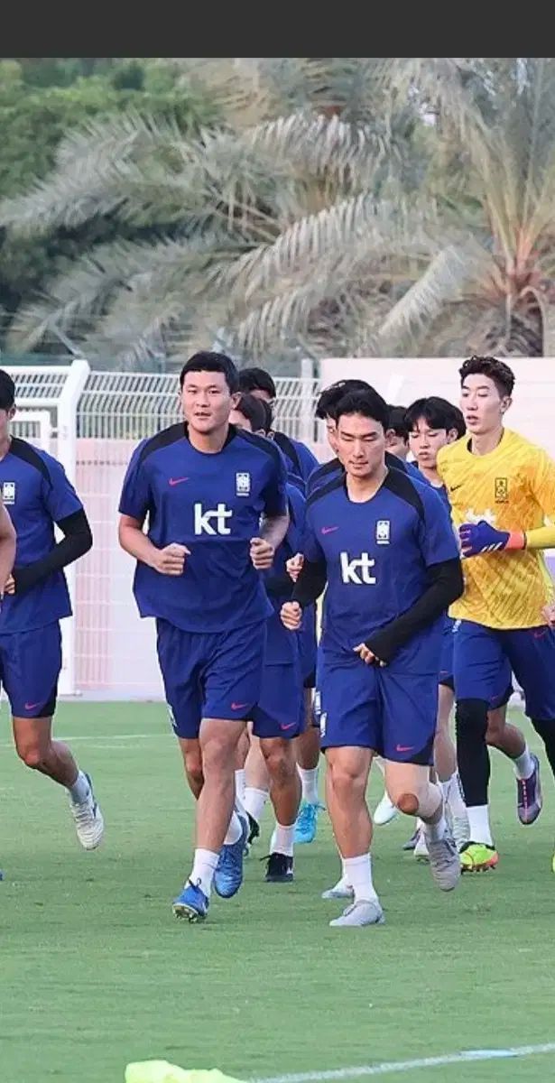 105 NIKE ナイキ ADV サッカー 韓国国家代表チーム トレーナー トップス