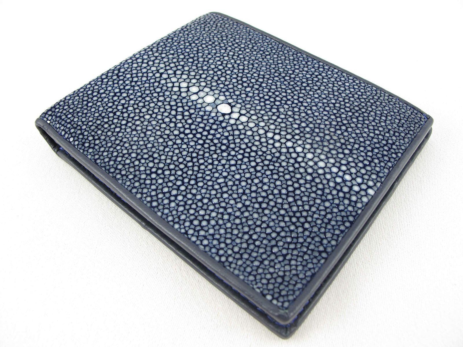 新着商品 スティングレー エイ革の財布 PELGIO 青色 ポリッシュ