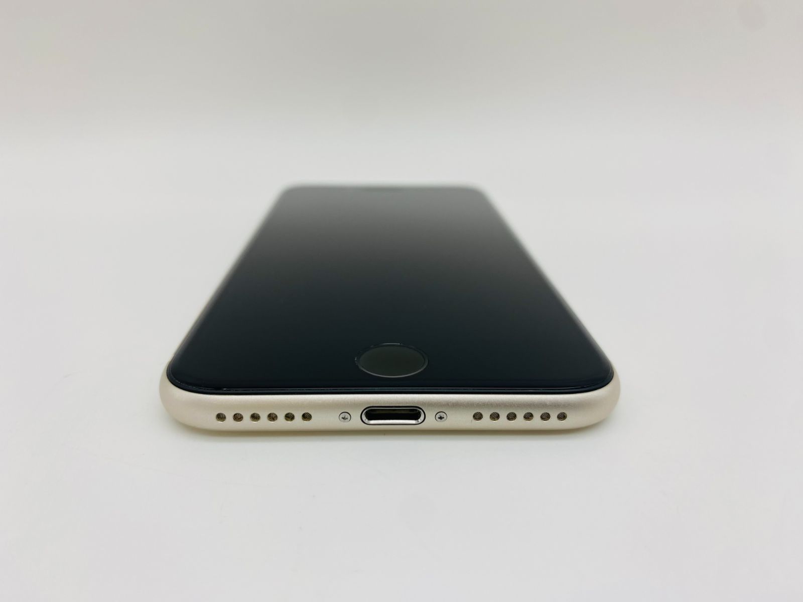 519★極美品★iPhoneSE3 256Gストア版/純正新品バッテリー100% 519☆極美品☆iPhoneSE3 256Gストア版/純正新品バッテリー100%の