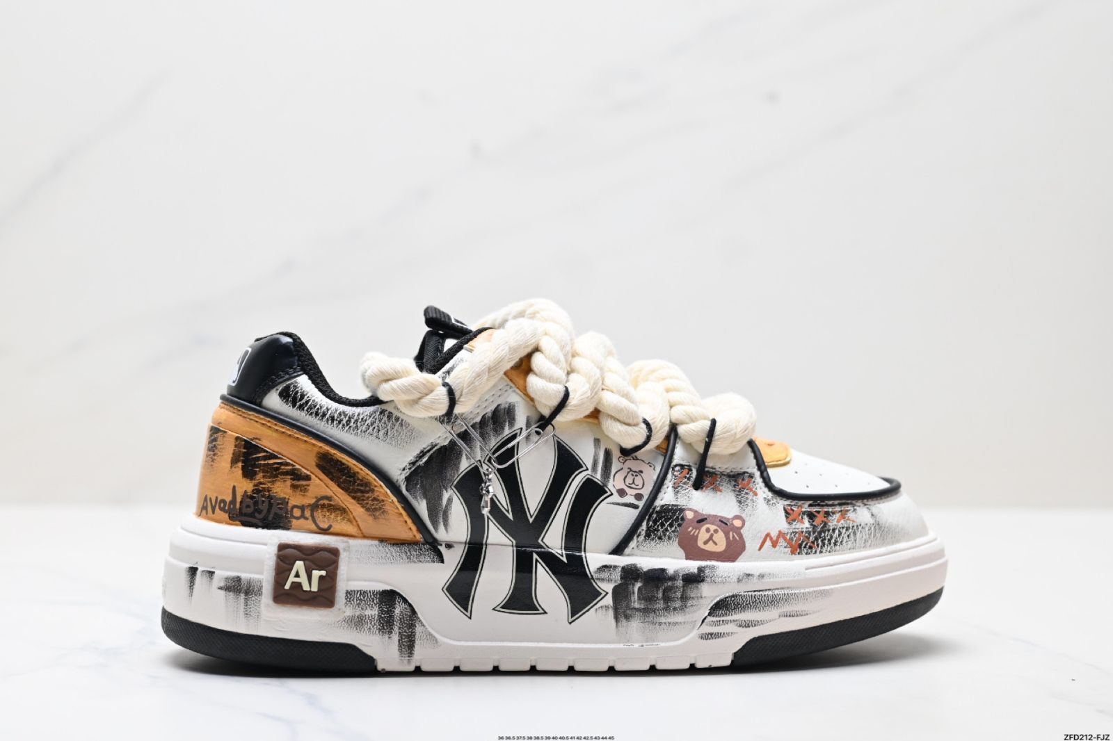 [MLB] Chunky Linner Mule ★すぐ品切れ★ MLB] Chunky Linner Mule ☆すぐ品切れ☆ (MLB Korea/靴・ブーツ