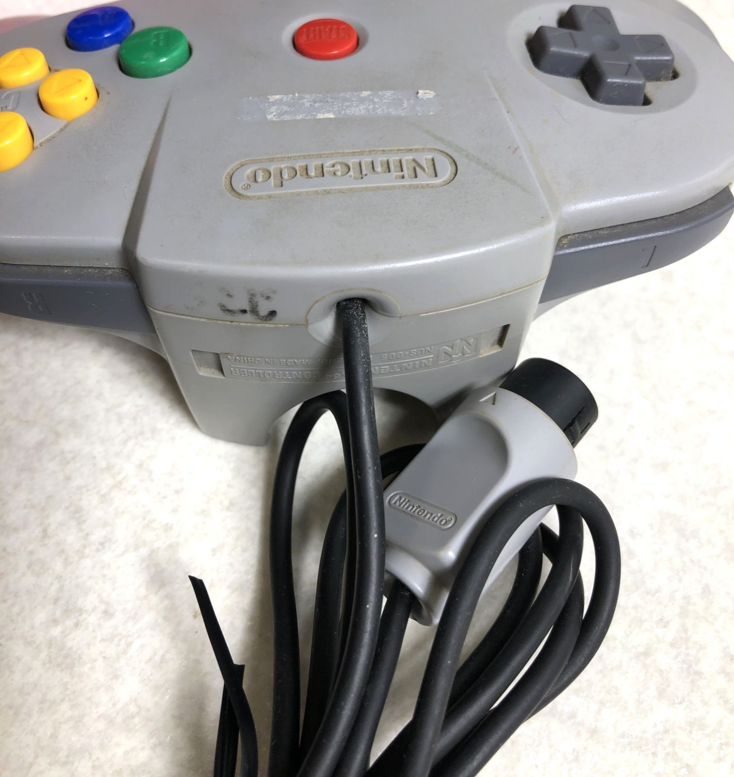 Nintendo ゲーム機ジャンク ジャンク NINTENDO64 本体 コントローラー2個 ゲーム4本付き