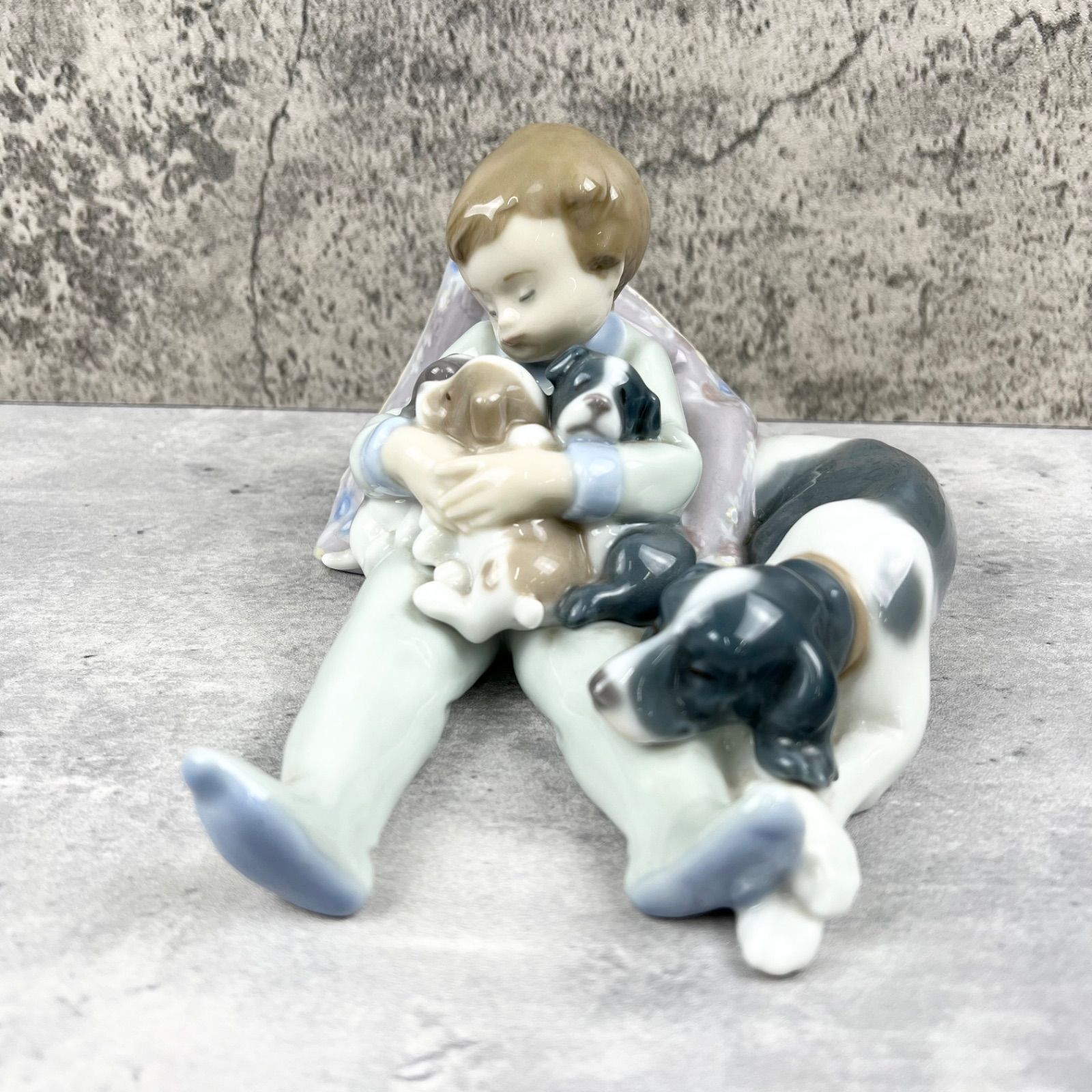 美品】リヤドロ #1535 みんなおねんね